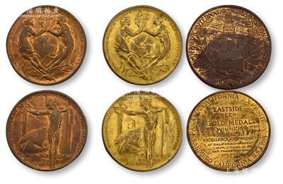 1915年（美国）巴拿马太平洋万国博览会（即旧金山世博会）奖章共3枚不同，详分：①小型“金奖（Gold Medal）”奖章1枚，铜质镀金，直径28mm；②铜质和铜质镀金奖章2枚，直径均为38mm，正面为一对男女捧起果篮，背为男神指引帆船图，下刻英语小字，意为“起航，起航”；源于海外回流，少见，保存尚佳，敬请预览